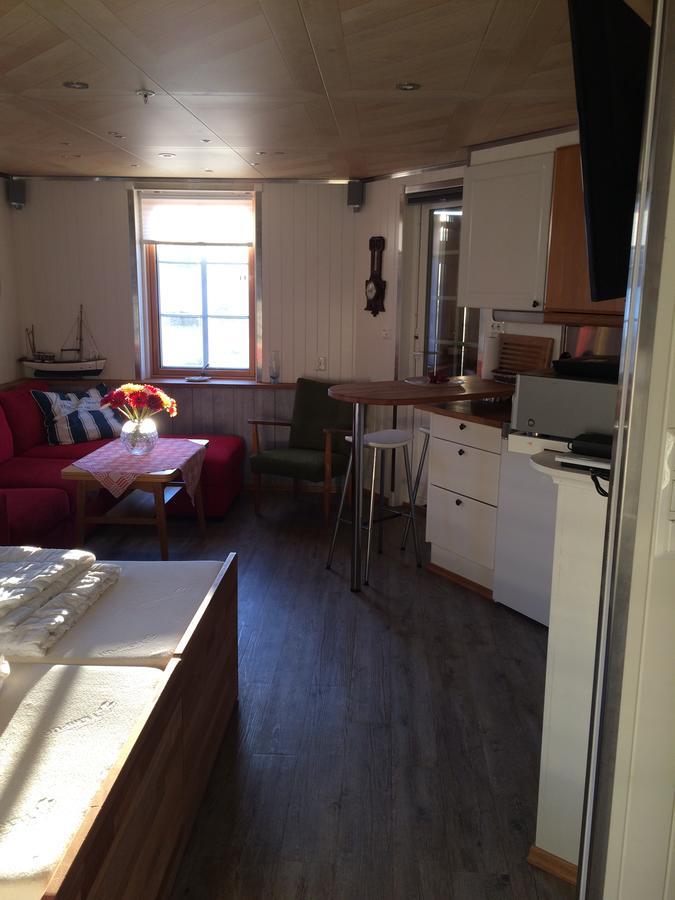 Bakkevik Brygge Apartment Kalvag Bagian luar foto